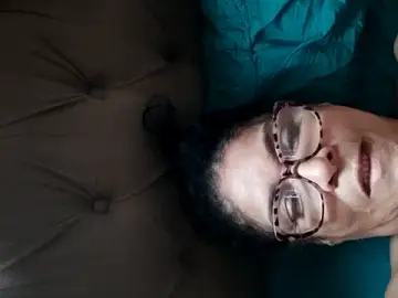 Delicy1  live sex cam