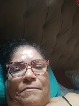 Delicy1  live sex cam