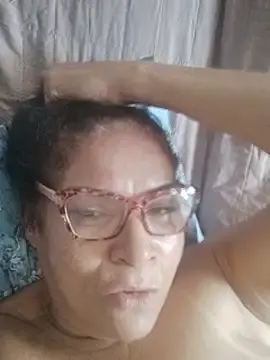 Delicy1  live sex cam