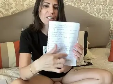 HotyWinter  live sex cam