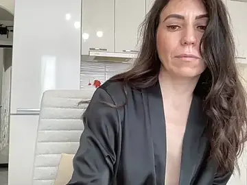 HotyWinter  live sex cam