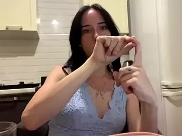 IsabellaQiueen  live sex cam