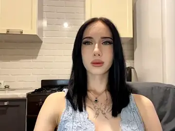 IsabellaQiueen  live sex cam