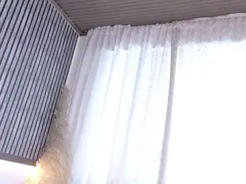 Mariia_Paulaa  live sex cam