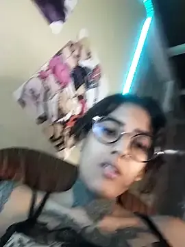 Reiha  live sex cam
