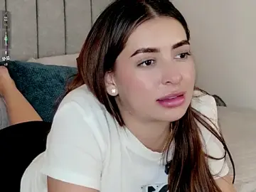 Caralella  live sex cam