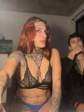 Julieblair-  live sex cam