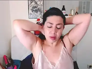 Luisahott  live sex cam