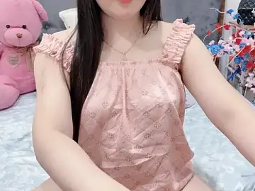 Funikio  live sex cam