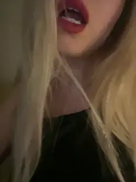 NikkiMis  live sex cam