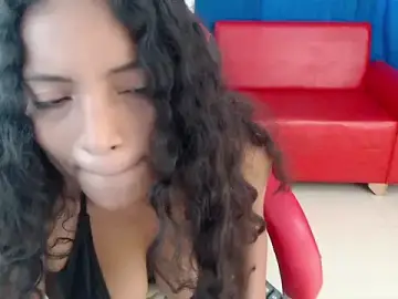 Rubievans22  live sex cam
