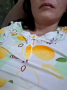 Baby-loveass69  live sex cam