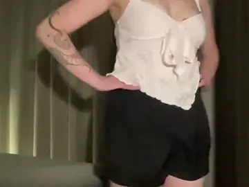 CharlotteXGold  live sex cam
