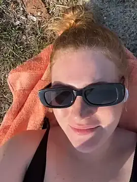 SunnyGrin  live sex cam