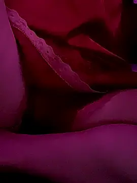 Wet_sexy1  live sex cam