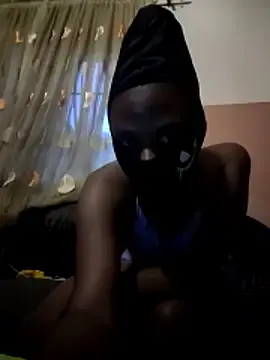 Agejuucy  live sex cam