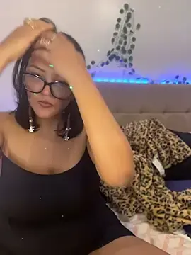 AuroraChest  live sex cam
