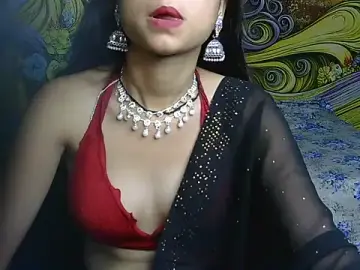 Cute-navyaa  live sex cam