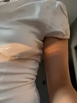 ValeriaNextDoor  live sex cam