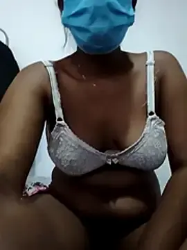 Boldlily  live sex cam