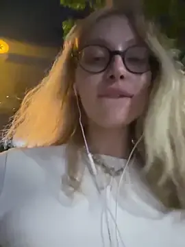 Onlyjolyn  live sex cam