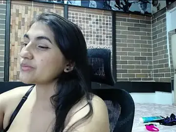 Yuliet_latin69  live sex cam