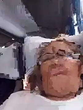 Cessi50  live sex cam