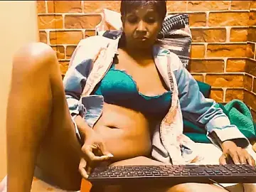Fuckable_Nasty_MILF  live sex cam
