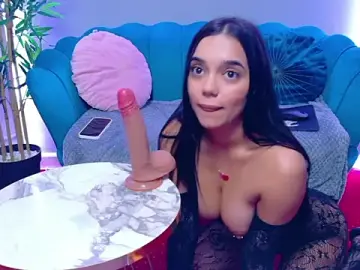 MilaKunnis_  live sex cam