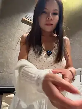 Keke_00oo  live sex cam