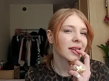 MiaMooon05  live sex cam