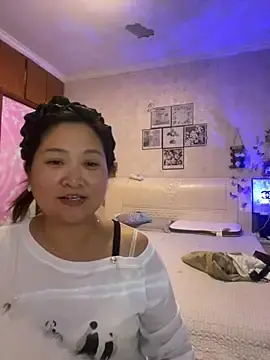 Yayami987  live sex cam