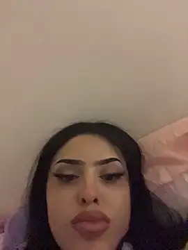 Bratystar  live sex cam