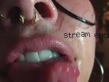Bri_von_dhara__  live sex cam