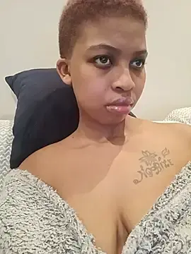 Sexypetitexdoll23  live sex cam