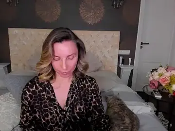 AllisonWilliams  live sex cam