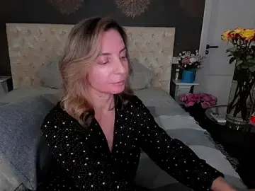 AllisonWilliams  live sex cam