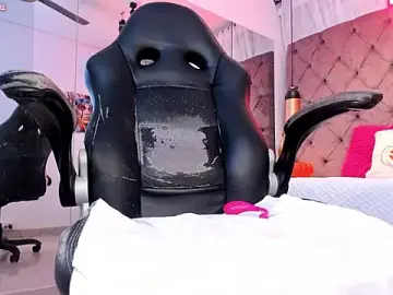 Auri__  live sex cam