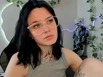 Elastikisss  live sex cam