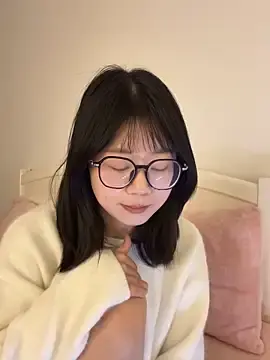 Ella-AAAAA  live sex cam