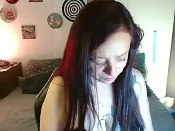 Katicalatinmilf  live sex cam