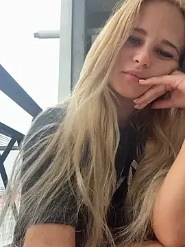 Ketiey  live sex cam