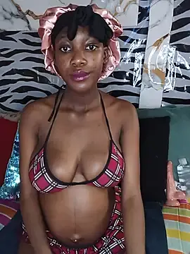 Latoyabae23  live sex cam