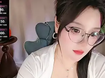 Luna-7788  live sex cam