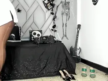 MirandaHaguen  live sex cam