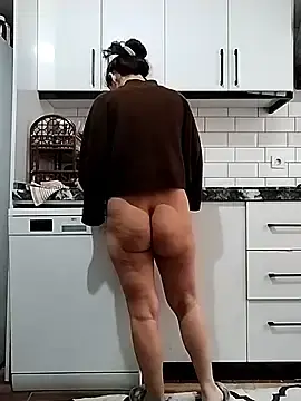 MisyonerNur  live sex cam