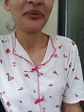 MisyonerNur  live sex cam