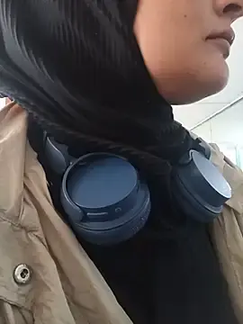 MisyonerNur  live sex cam