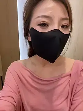Yb420q  live sex cam