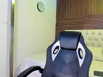 IrisFyre  live sex cam